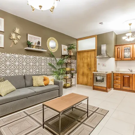 A Comfortable In The Heart Of Paceville Bt 360 Estates Apartment *