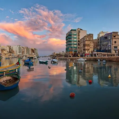 A Comfortable In The Heart Of Paceville Bt 360 Estates Appartamento