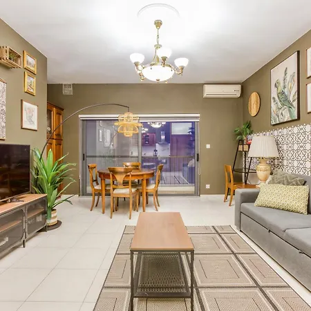 A Comfortable In The Heart Of Paceville Bt 360 Estates Appartamento
