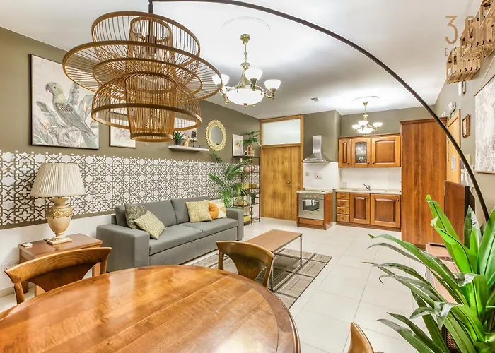 A Comfortable In The Heart Of Paceville Bt 360 Estates * San Julián