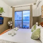 A Comfortable In The Heart Of Paceville Bt 360 Estates * St. Julian's