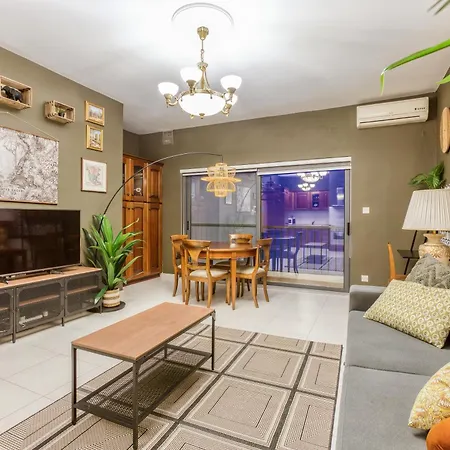 A Comfortable In The Heart Of Paceville Bt 360 Estates St. Julian's