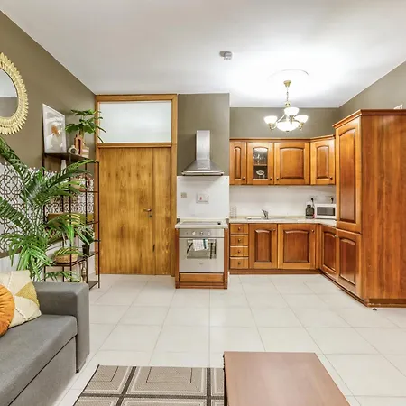 A Comfortable In The Heart Of Paceville Bt 360 Estates St. Julian's